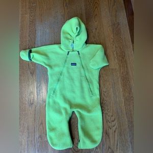 Patagonia baby bunting suit. Great condition!